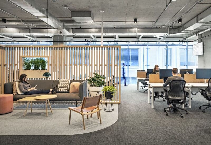 Hot-desking station, Mobile workstation, Cozy breakout area, Co-working office, Hybrid work setup